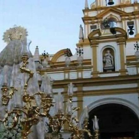C Palacio Parking Segun Disponibilidad Seville Luaran gambar