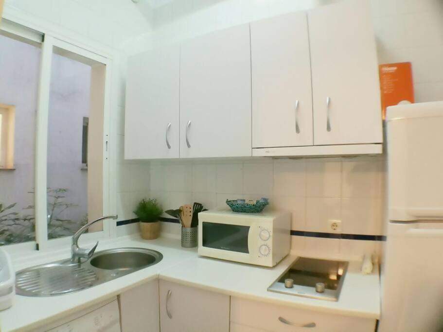 C Palacio Parking Segun Disponibilidad Seville Luaran gambar